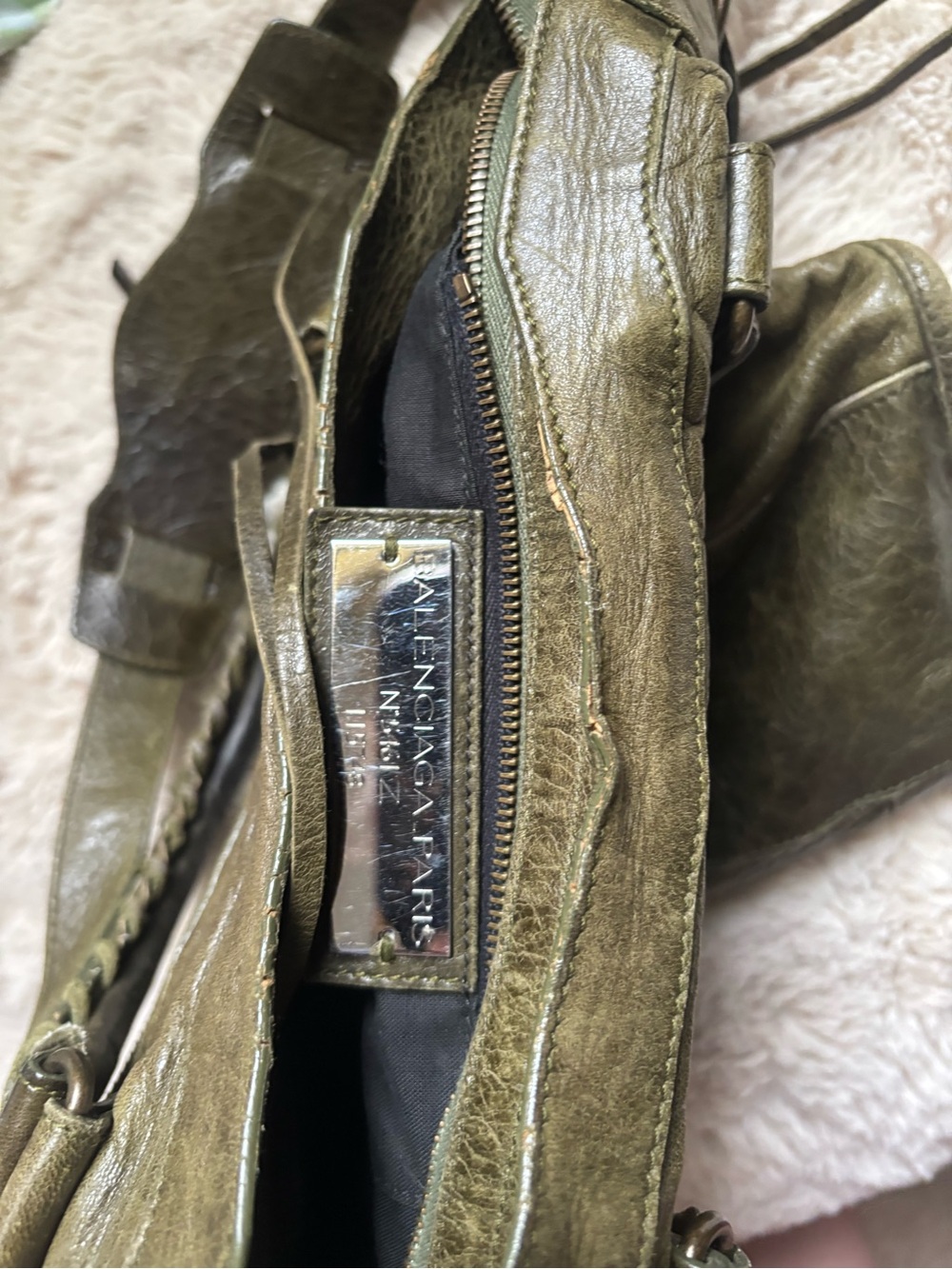 Balenciaga vintage Olive Green Classic City Bag - Picture 11 of 12